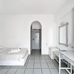 Hotel Iro