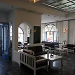 Iro Hotell 2*
