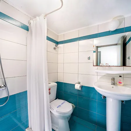 Hotel Iro 2*