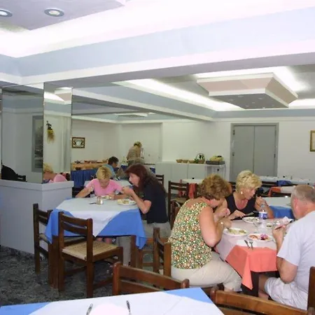 Iro Hotel Hersonissos (Crete)