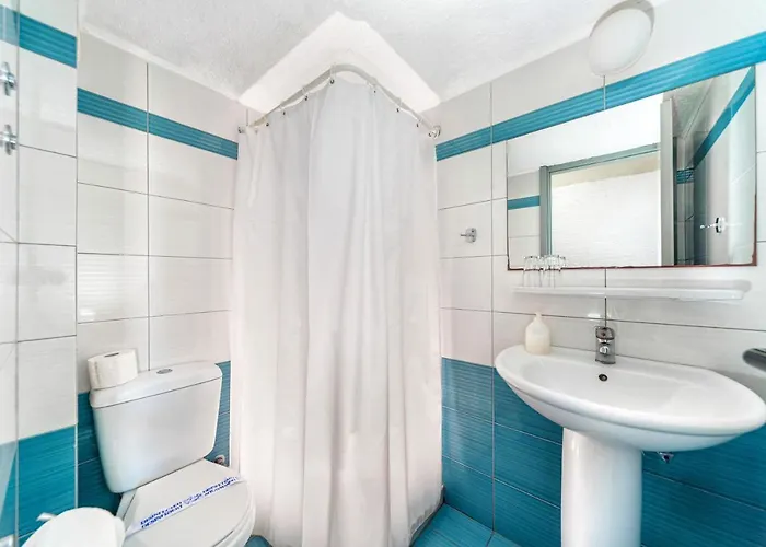 Iro Hotel Hersonissos (Crete)